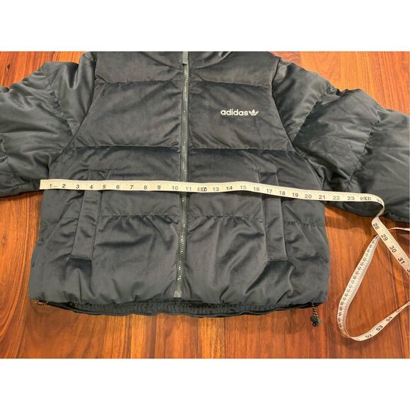 Adidas Women's Dark Green Velvet Down Full Zip Puffer Jacket Size Small NWT - Picture 3 of 14